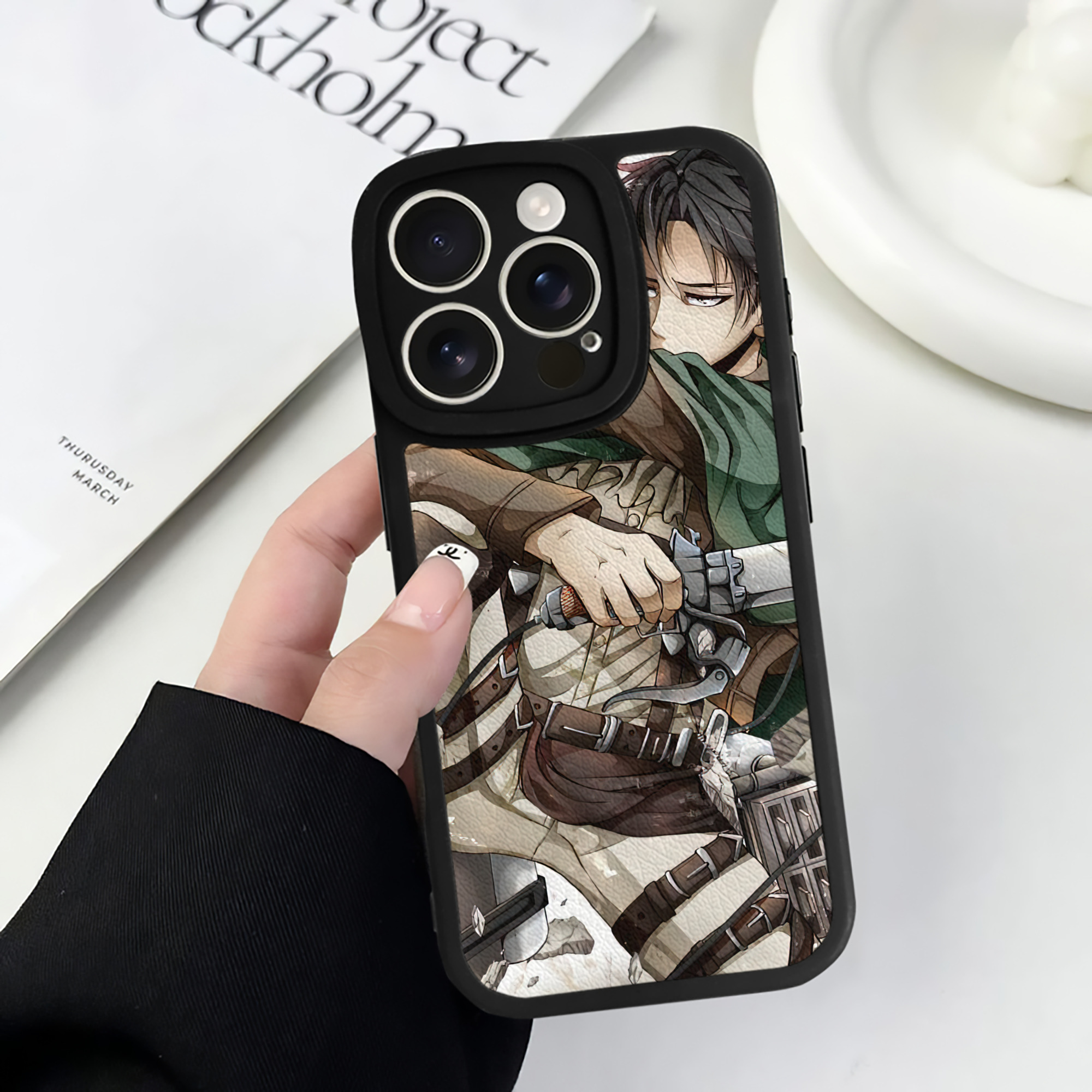 （画像用） 進撃の巨人 Attack on Titan 【iPhone 16シリーズ対応】シリコンスマホケース（レザー調） 材質：シリコン